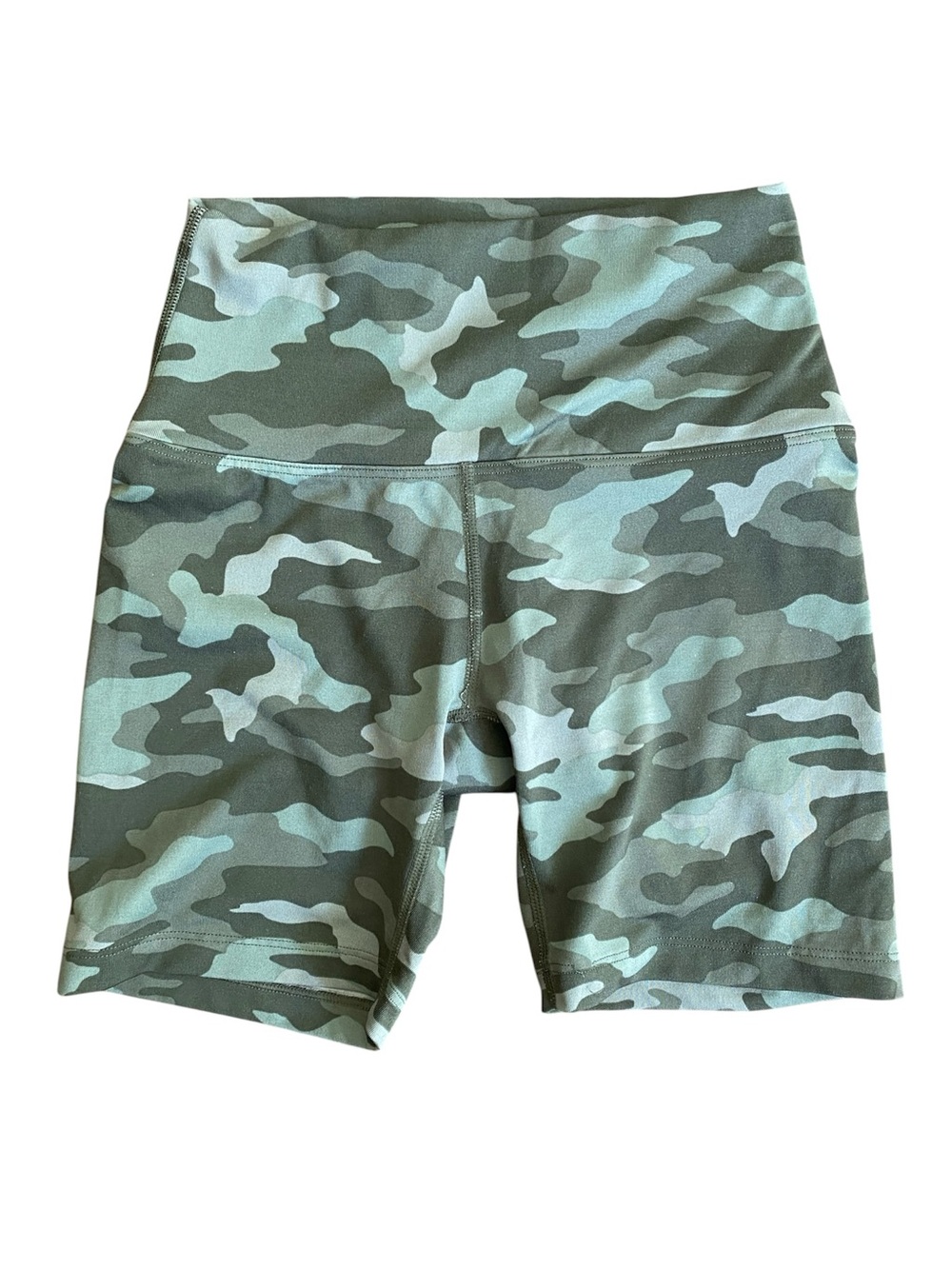 Victoria’s Secret PINK Camo Biker Shorts Size XS